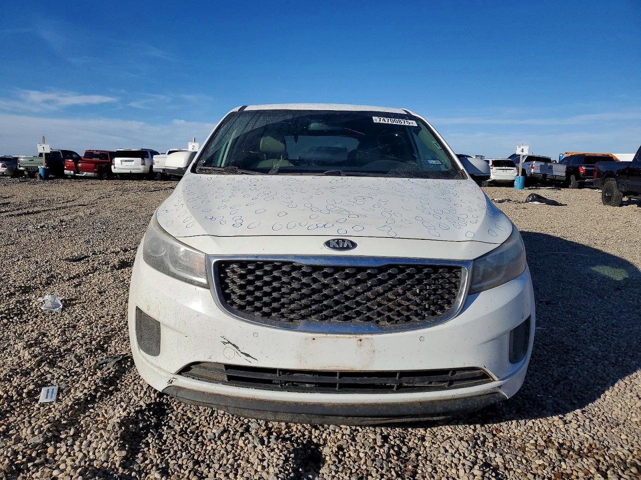 2017 Kia Sedona Lx - Image 5