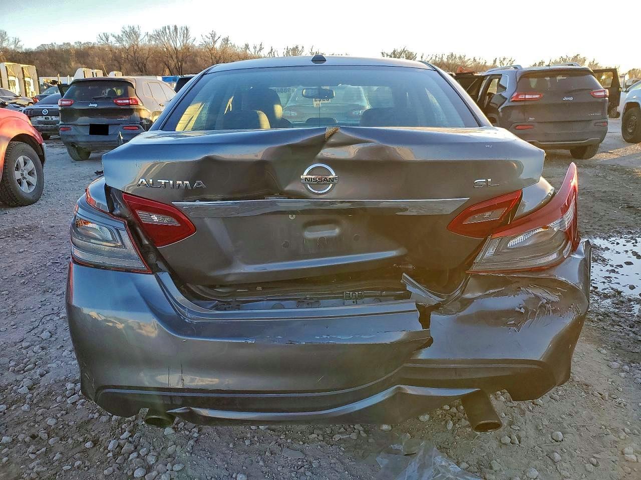 2018 Nissan Altima 2.5 - Фото 6