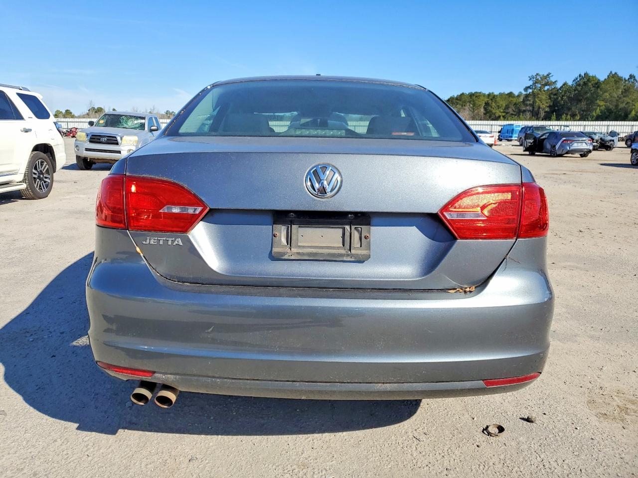 2014 Volkswagen Jetta Base - Image 6