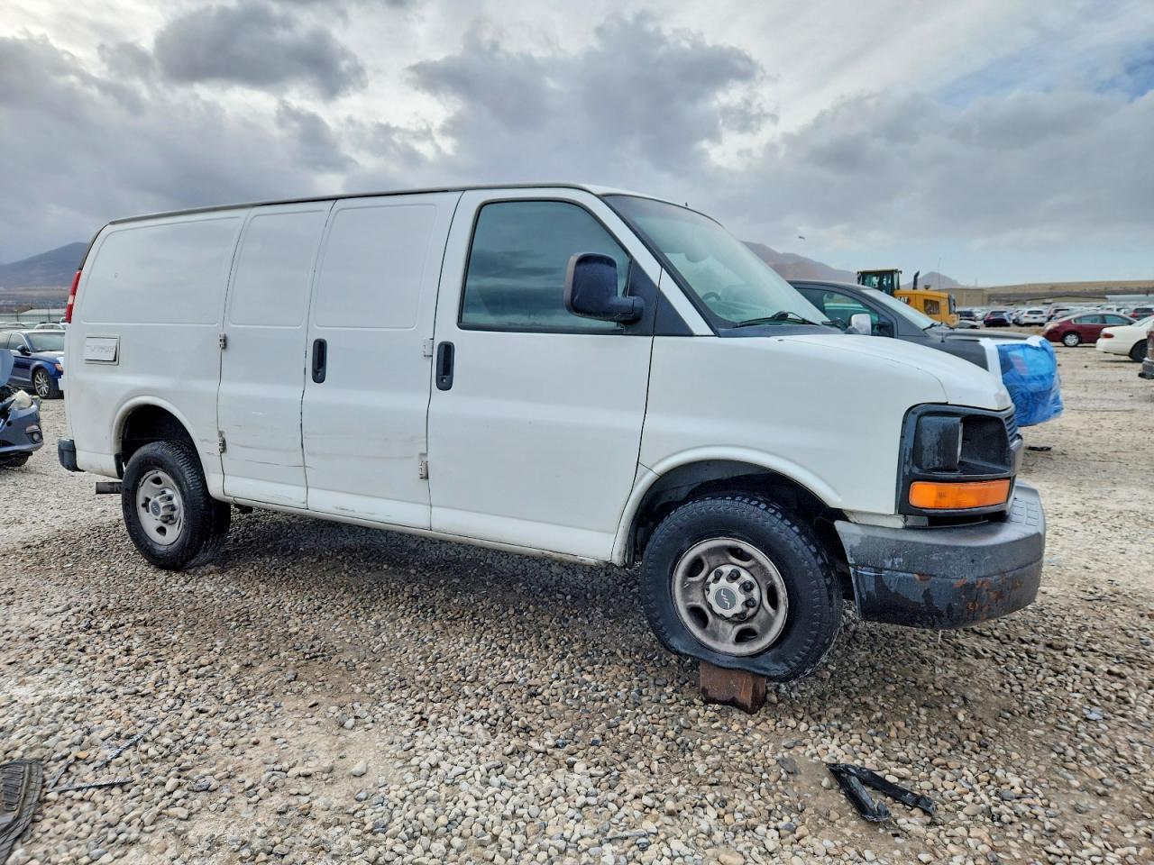 2014 Chevrolet Express G2500 - Фото 4