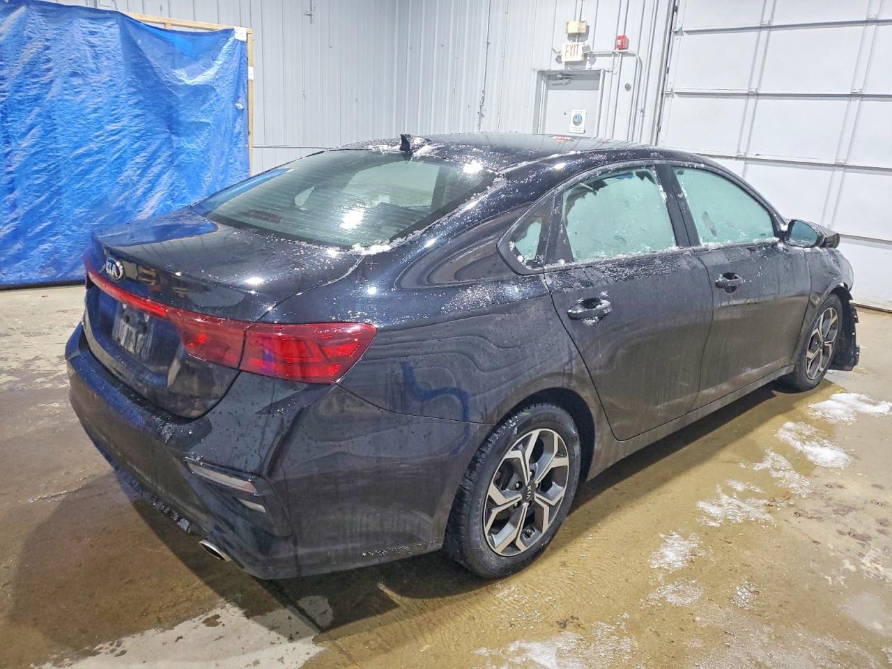 2020 Kia Forte Lxs - Фото 3