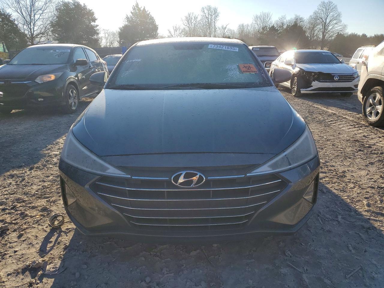 2019 Hyundai Elantra Se - Image 5