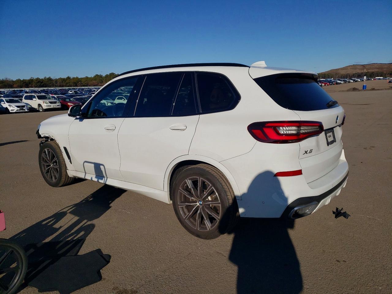 2021 BMW X5 xDrive40I - Фото 2
