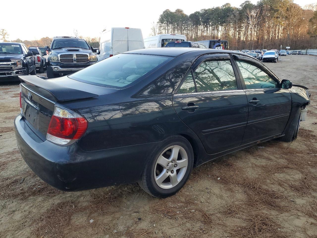 2006 Toyota Camry Se - Фото 3