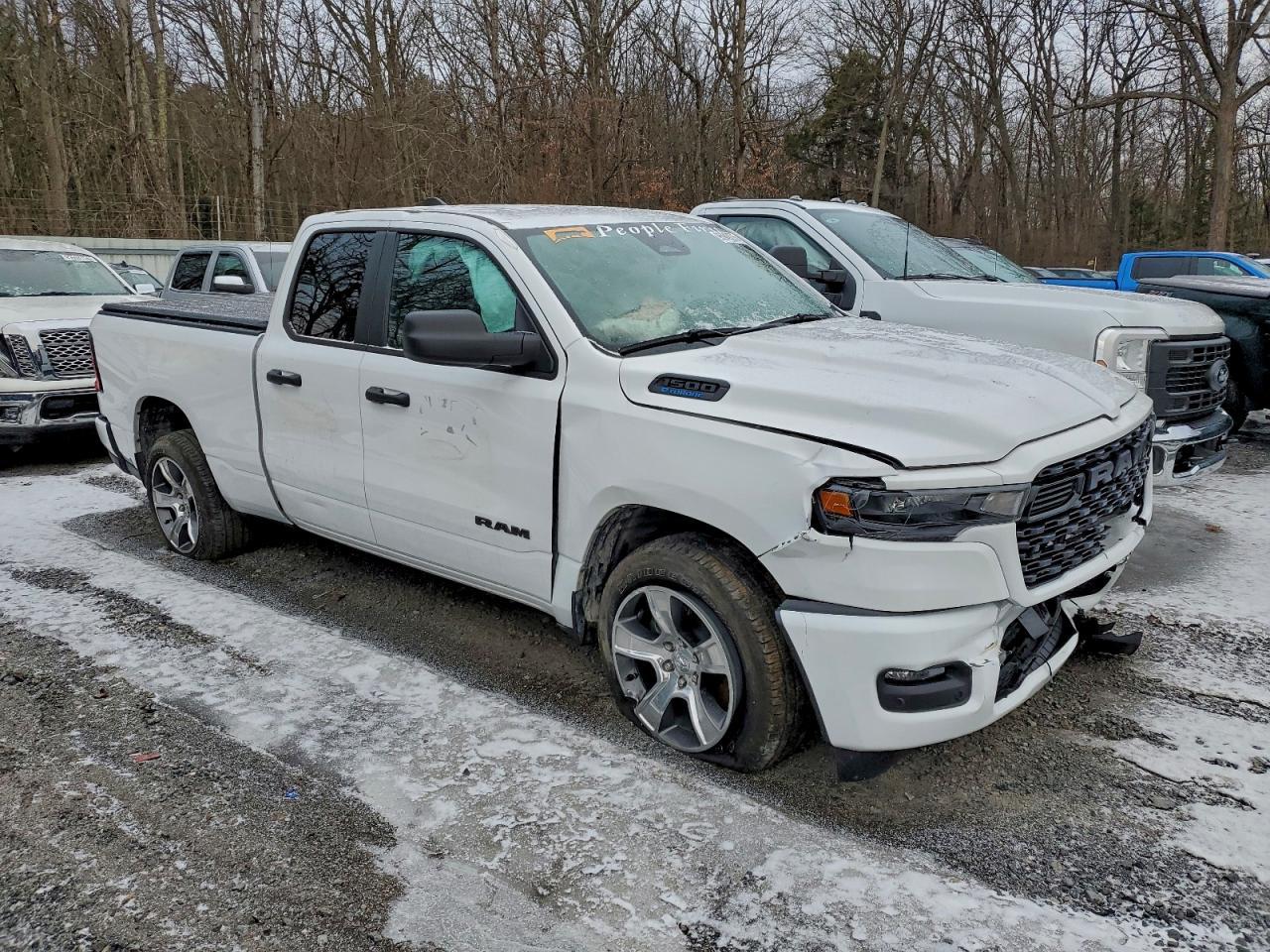 2025 Ram 1500 Tradesman - Фото 4