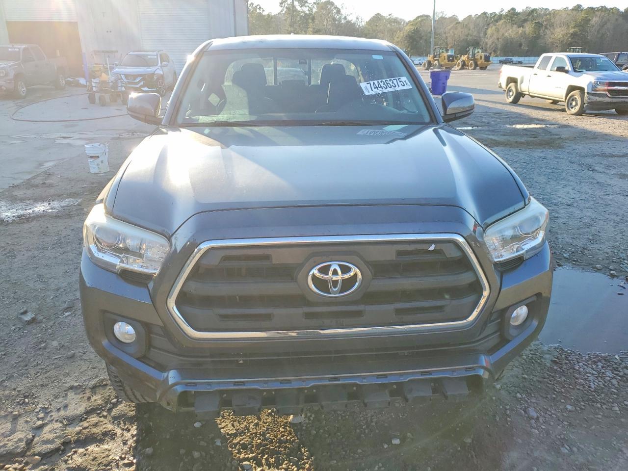 2016 Toyota Tacoma Sr5 V6 - Image 5