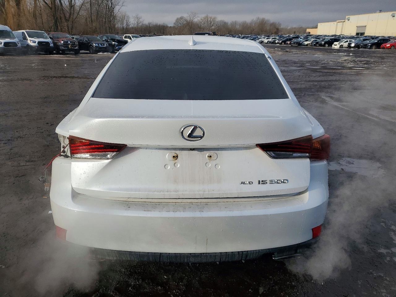 2017 Lexus Is 300 - Фото 6
