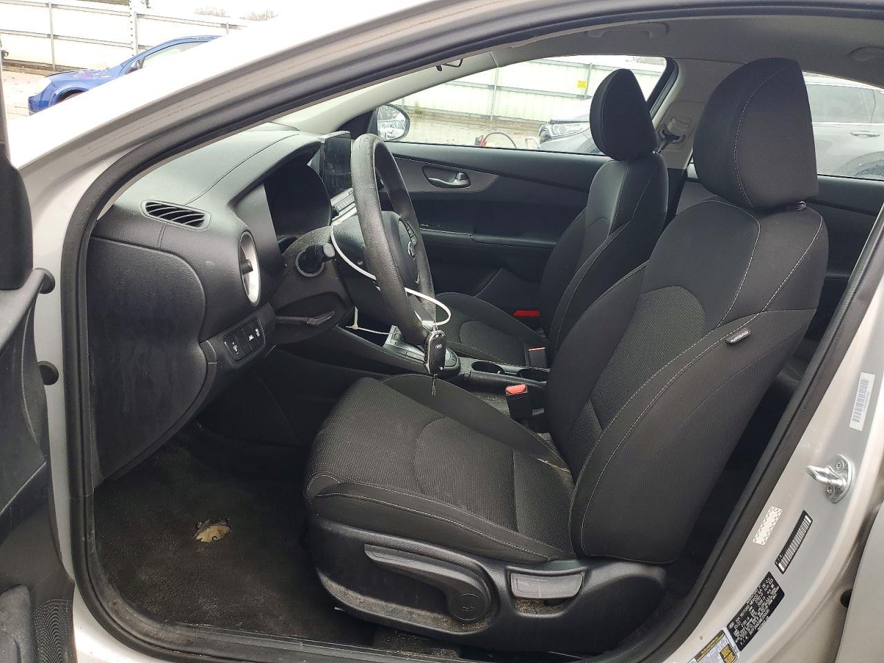 2021 Kia Forte Lxs - Image 7
