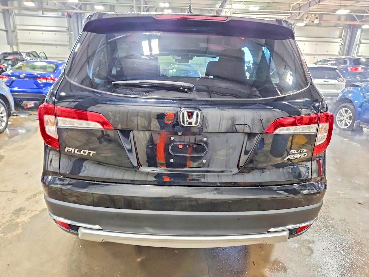 2019 Honda Pilot Elite - Image 6