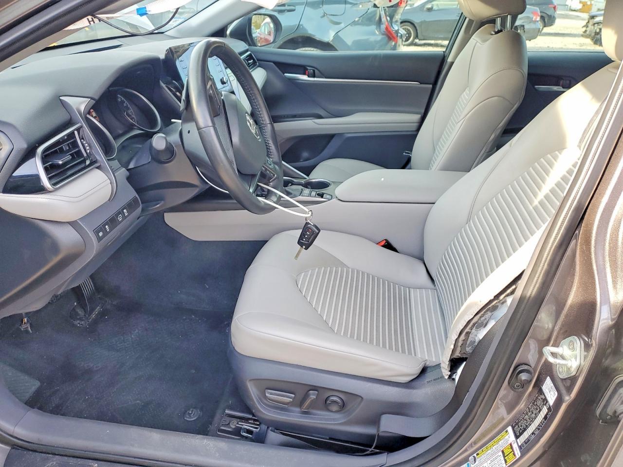 2024 Toyota Camry Se - Фото 7