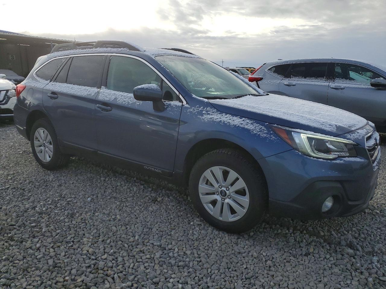 2018 Subaru Outback 2.5I Premium - Image 4