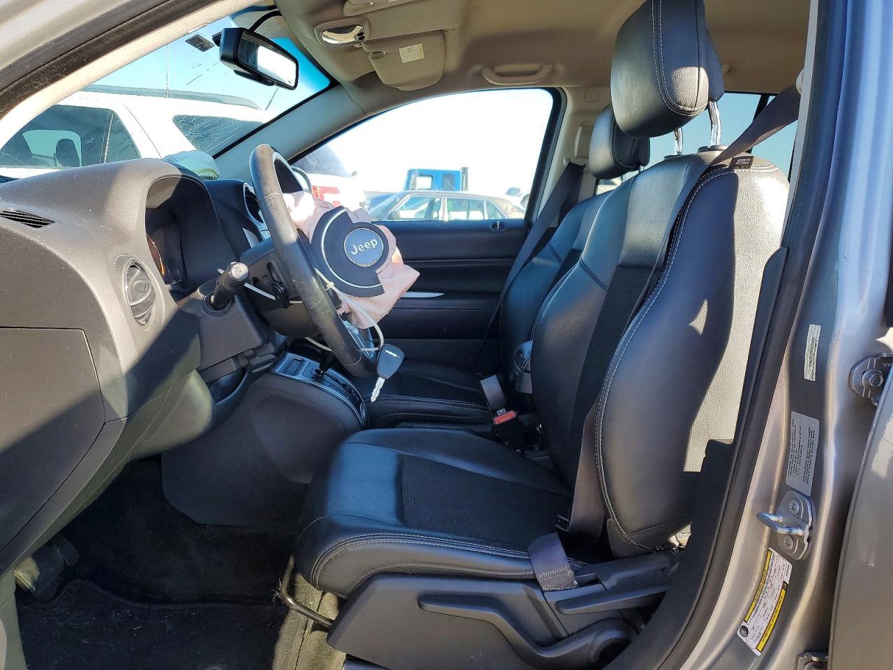 2017 Jeep Compass Latitude - Фото 7