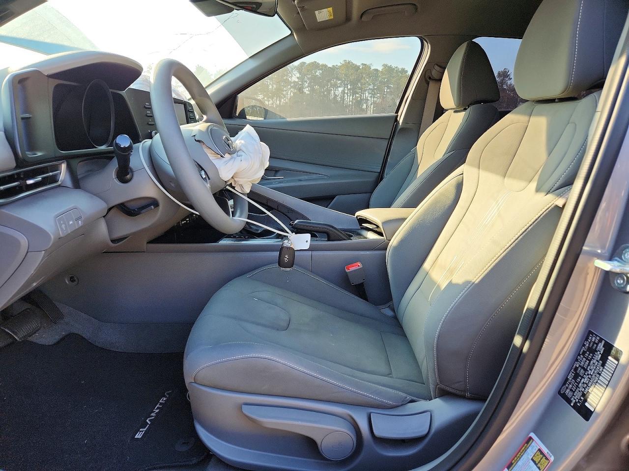 2023 Hyundai Elantra Sel - Image 7