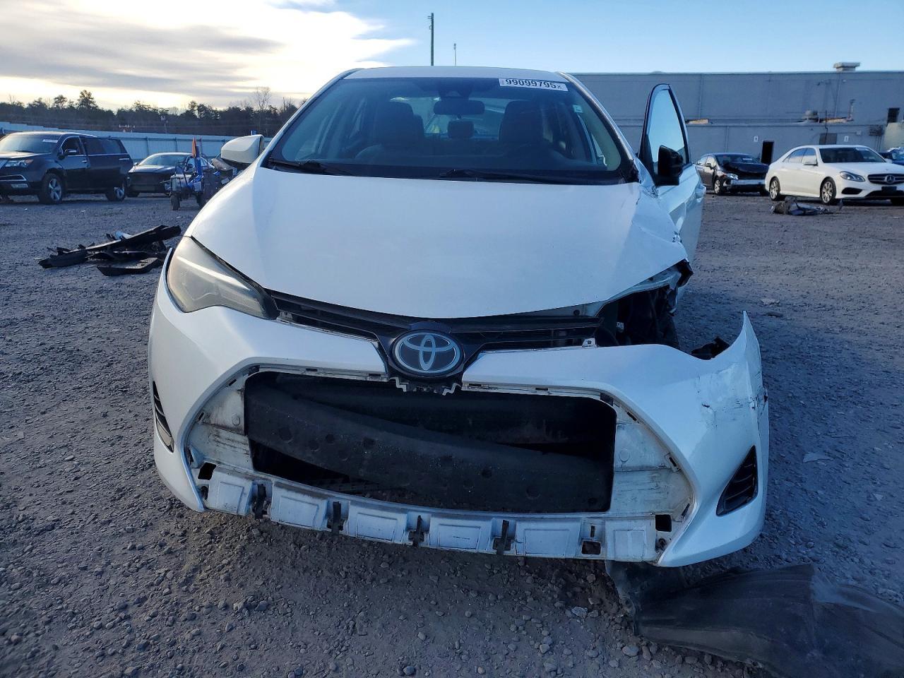 2017 Toyota Corolla L - Image 5