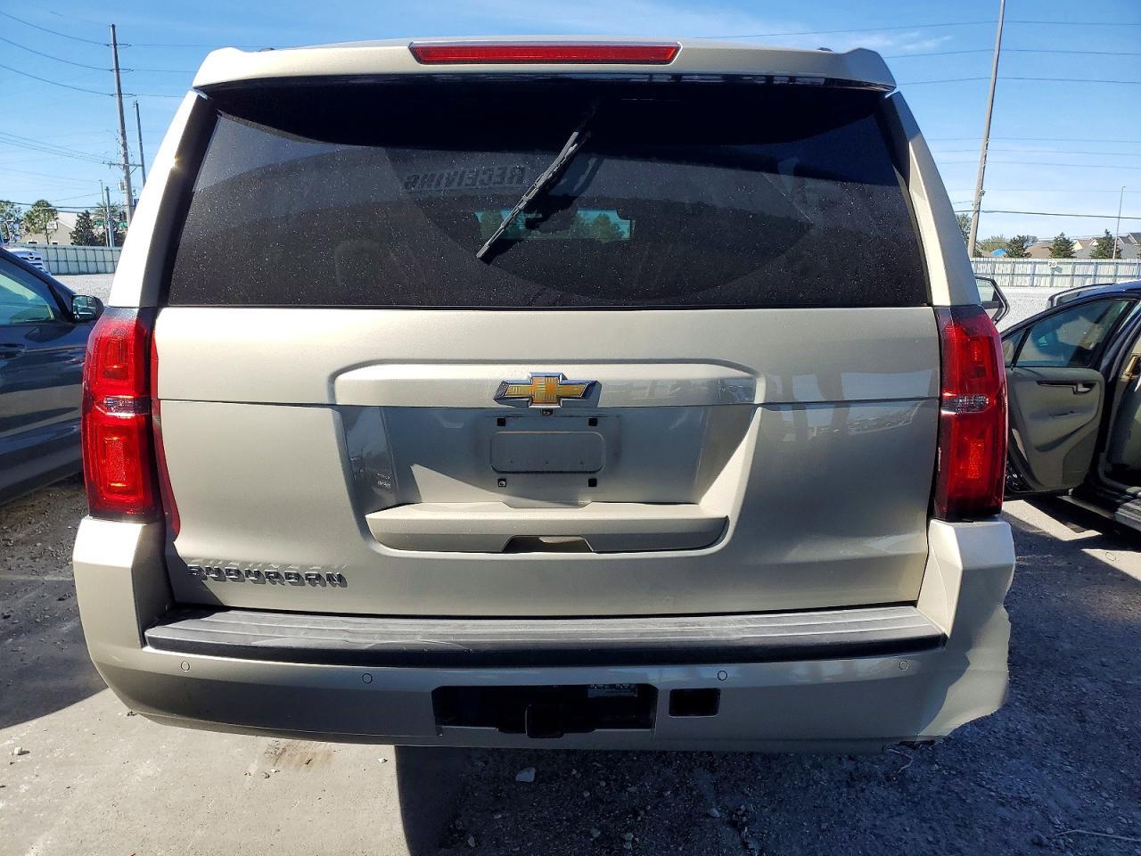 2015 Chevrolet Suburban C1500 Lt - Фото 6