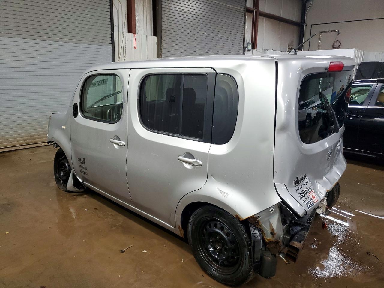 2010 Niss Cube Base - Фото 2