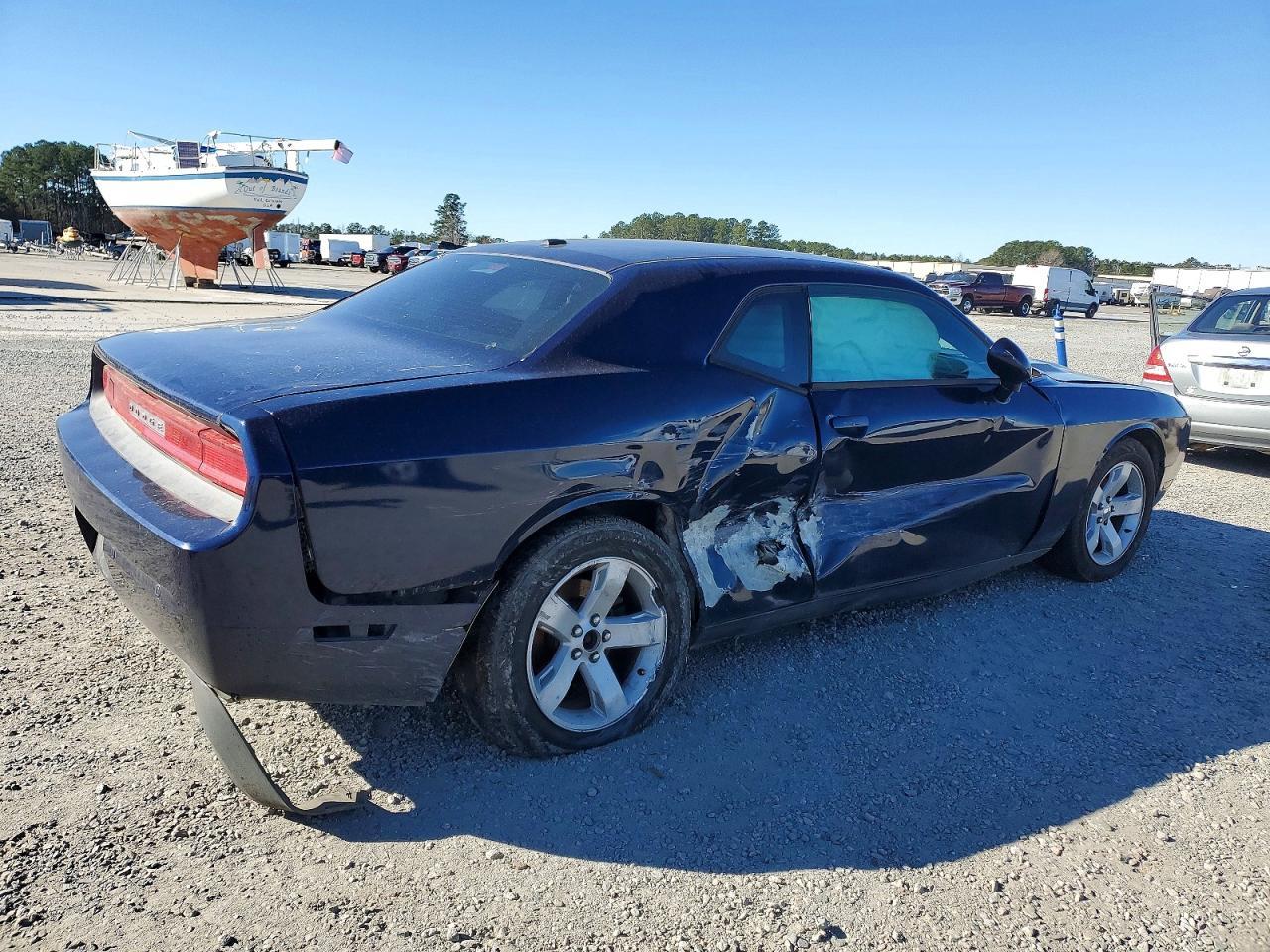 2014 Dodge Challenger Sxt - Image 3