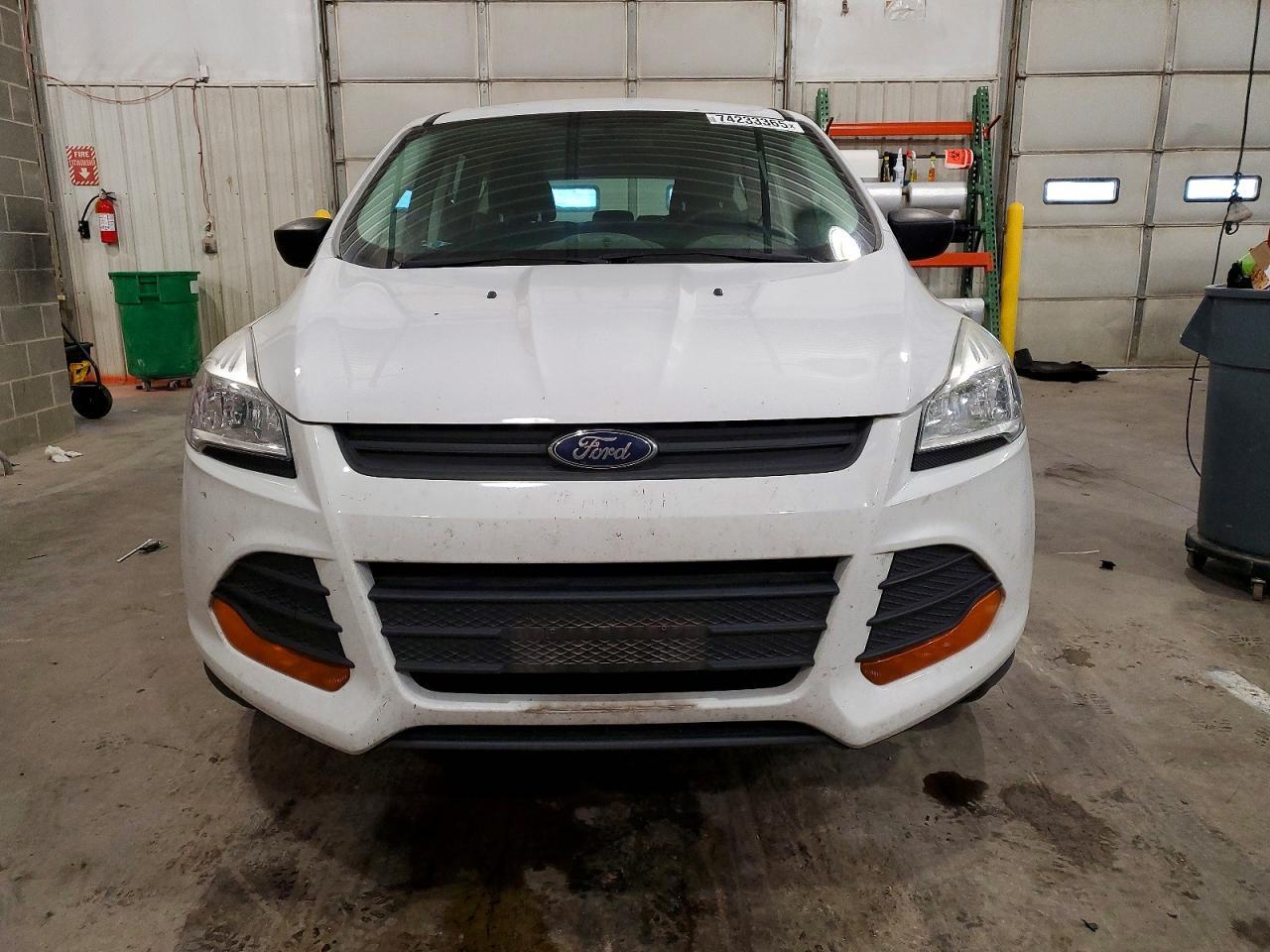 2014 Ford Escape S - Image 5