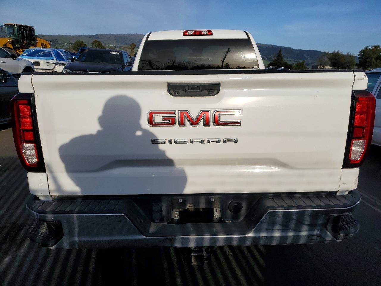2023 GMC Sierra C1500 - Фото 6