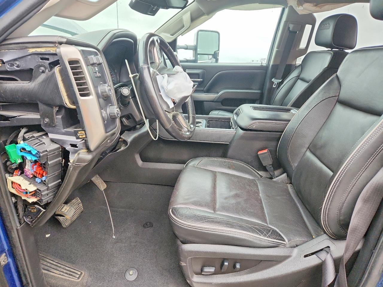 2019 Chevrolet Silverado K2500 High Country - Image 7
