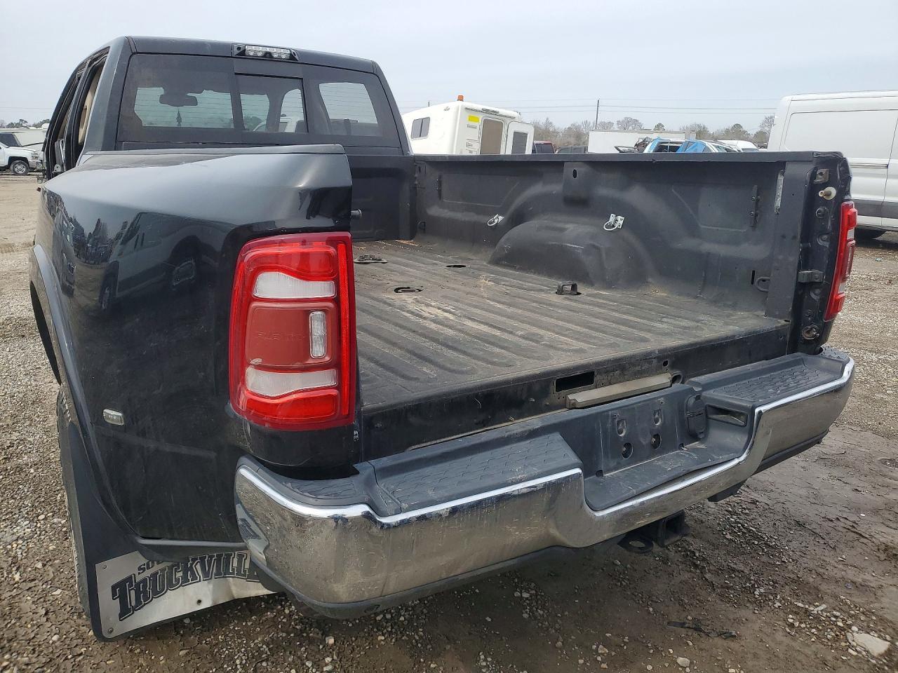 2019 Ram 3500 Laramie - Фото 6
