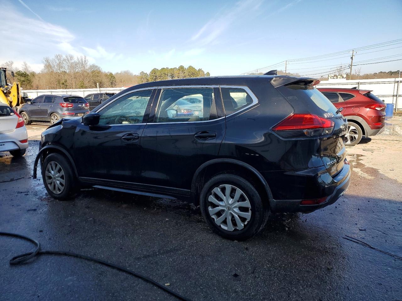 2017 Nissan Rogue S - Фото 2