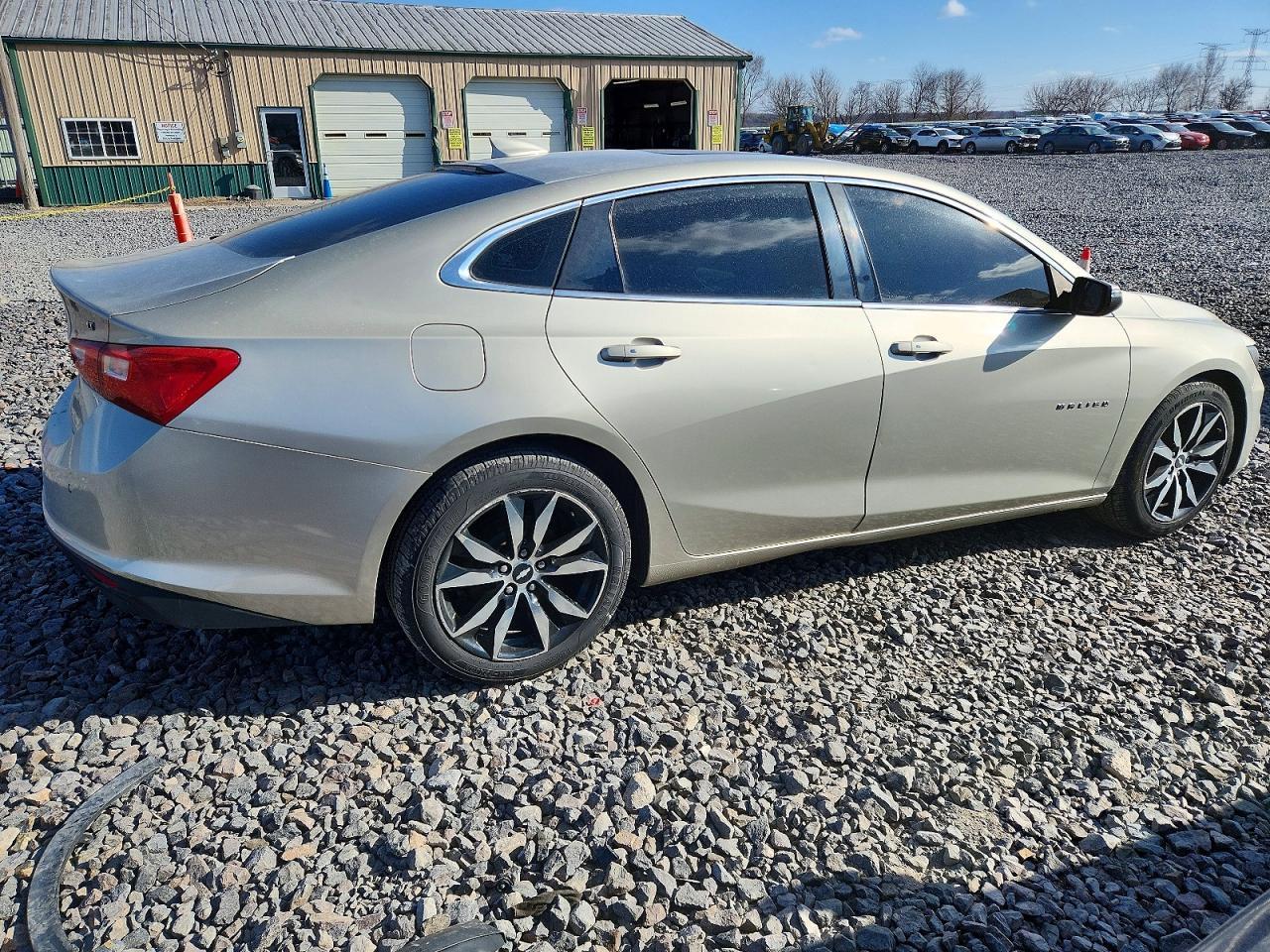 2016 Chevrolet Malibu Lt - Image 3