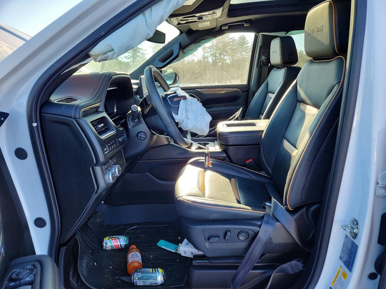 2024 GMC Yukon At4 - Фото 7
