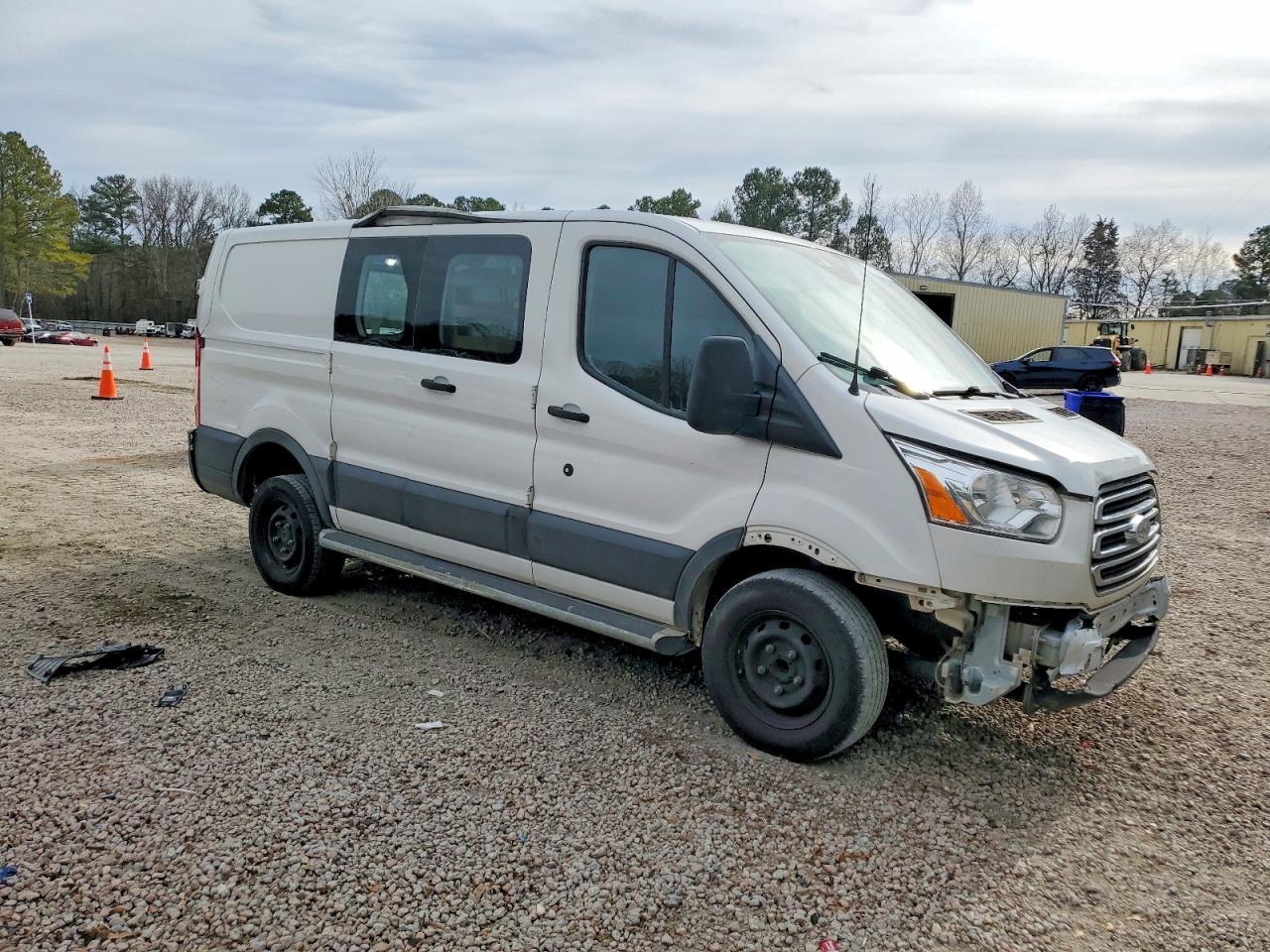 2019 Ford Transit T-250 - Image 4