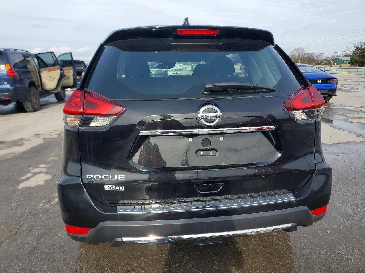 2019 Nissan Rogue S - Image 6