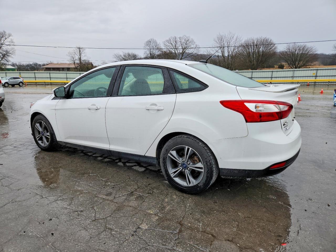 2012 Ford Focus Se - Фото 2
