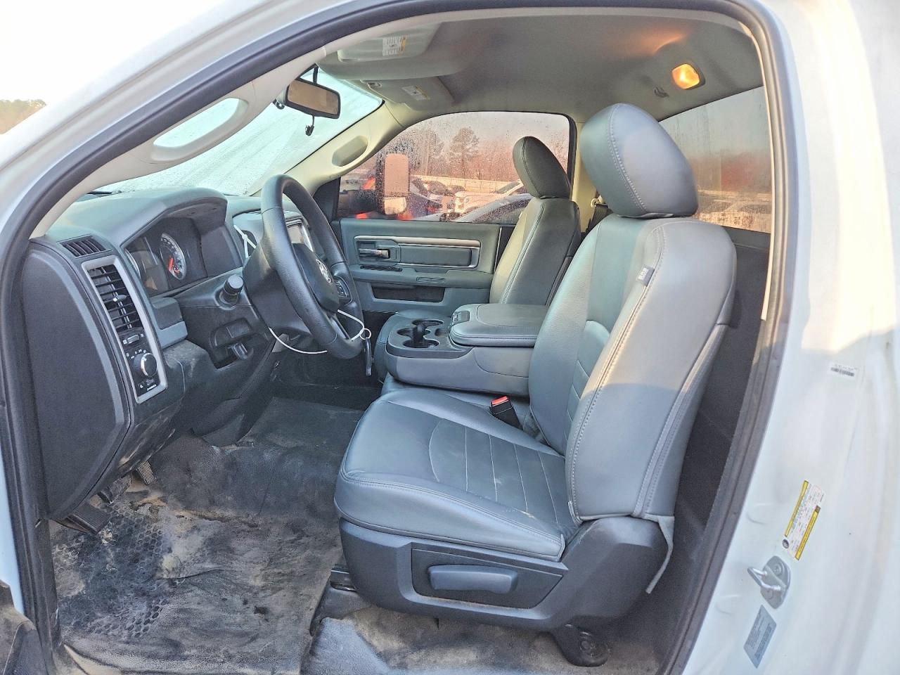 2016 Ram 1500 St - Image 7