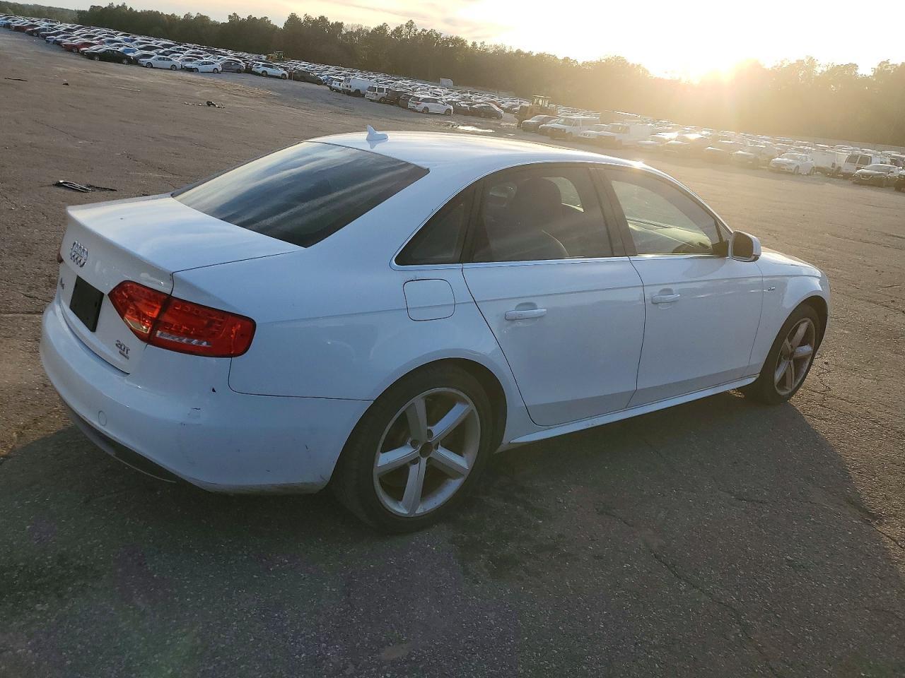 2012 Audi A4 Premium Plus - Фото 3