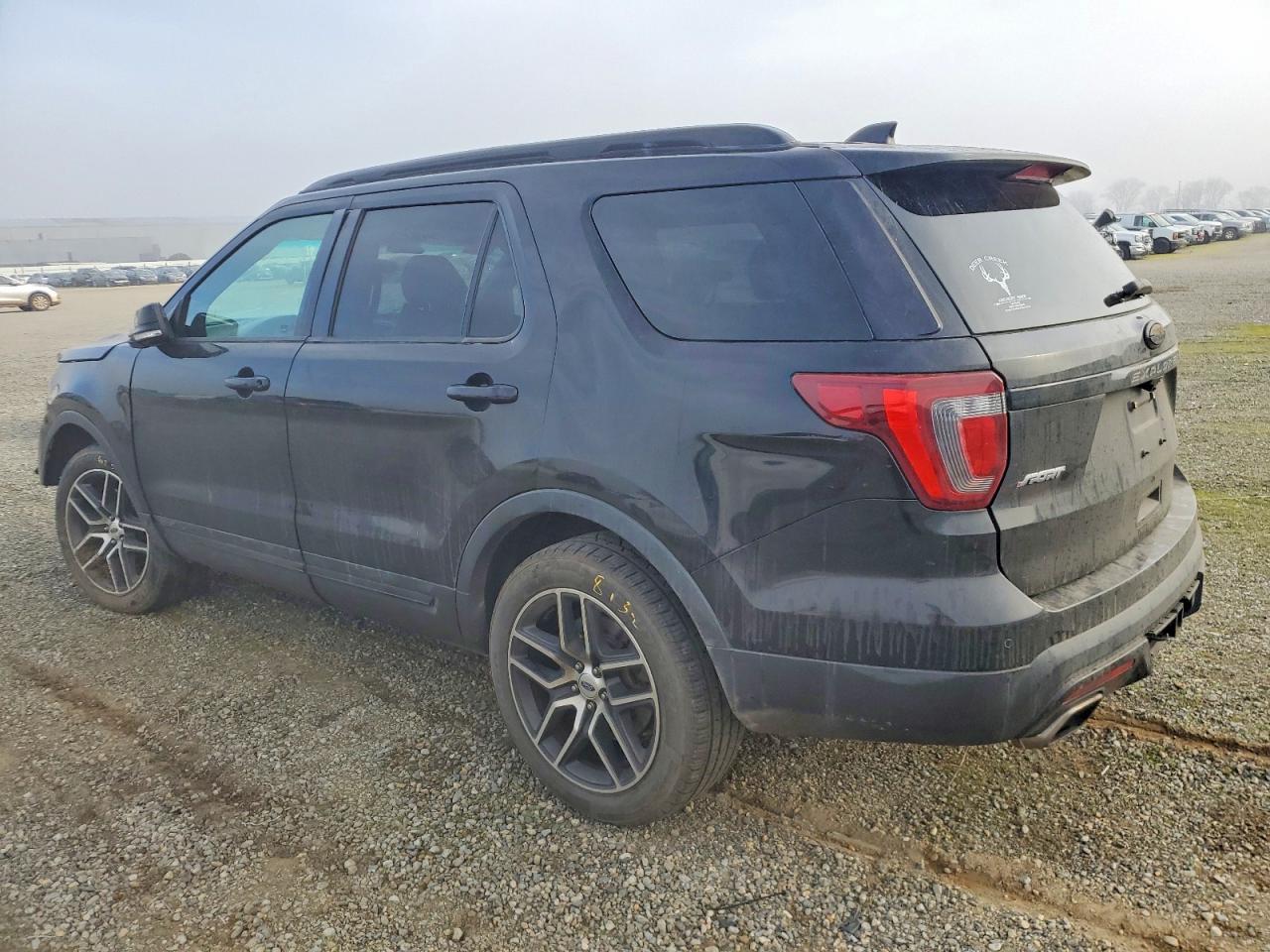 2016 Ford Explorer Sport - Image 2
