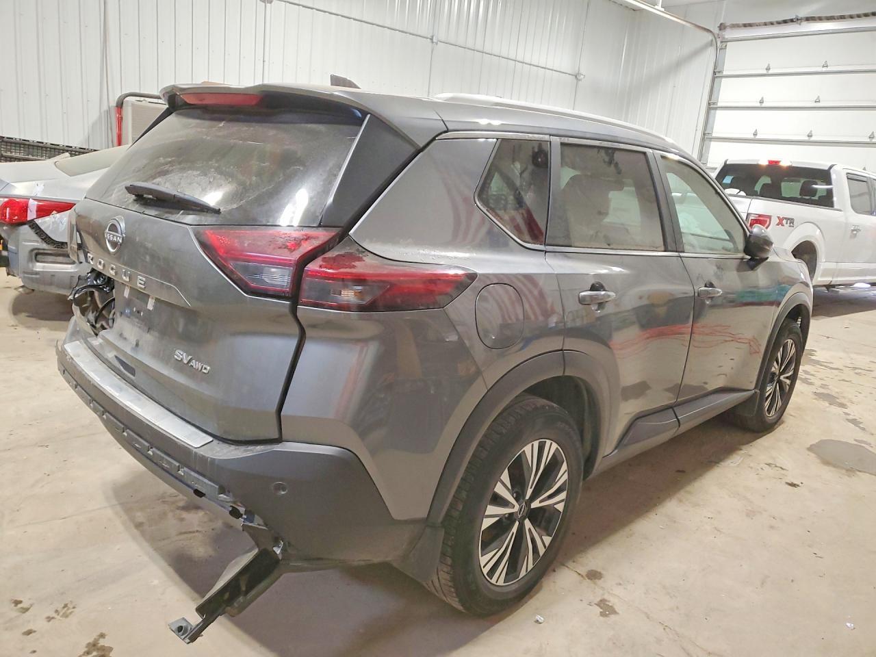 2023 Nissan Rogue Sv - Фото 3