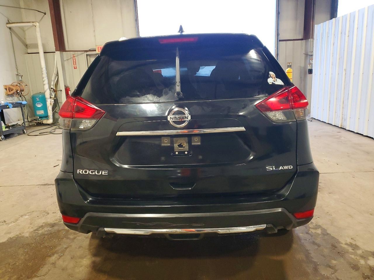 2018 Nissan Rogue S - Image 6