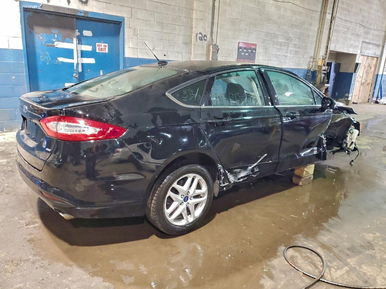 2016 Ford Fusion Se - Фото 3