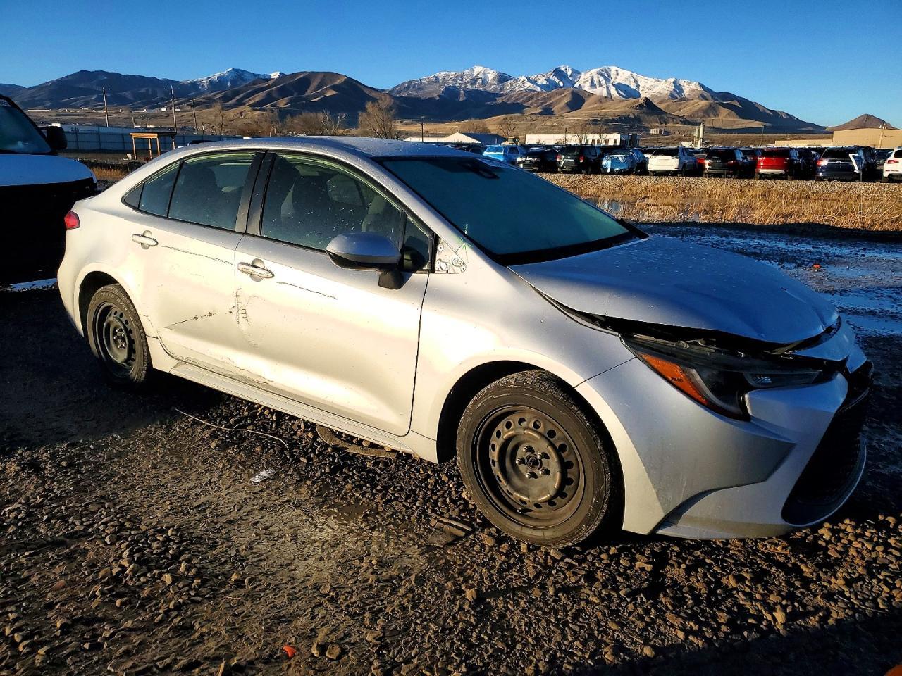 2021 Toyota Corolla Le - Фото 4