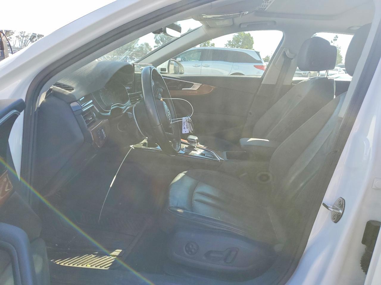 2022 Audi A4 Premium 40 - Фото 7