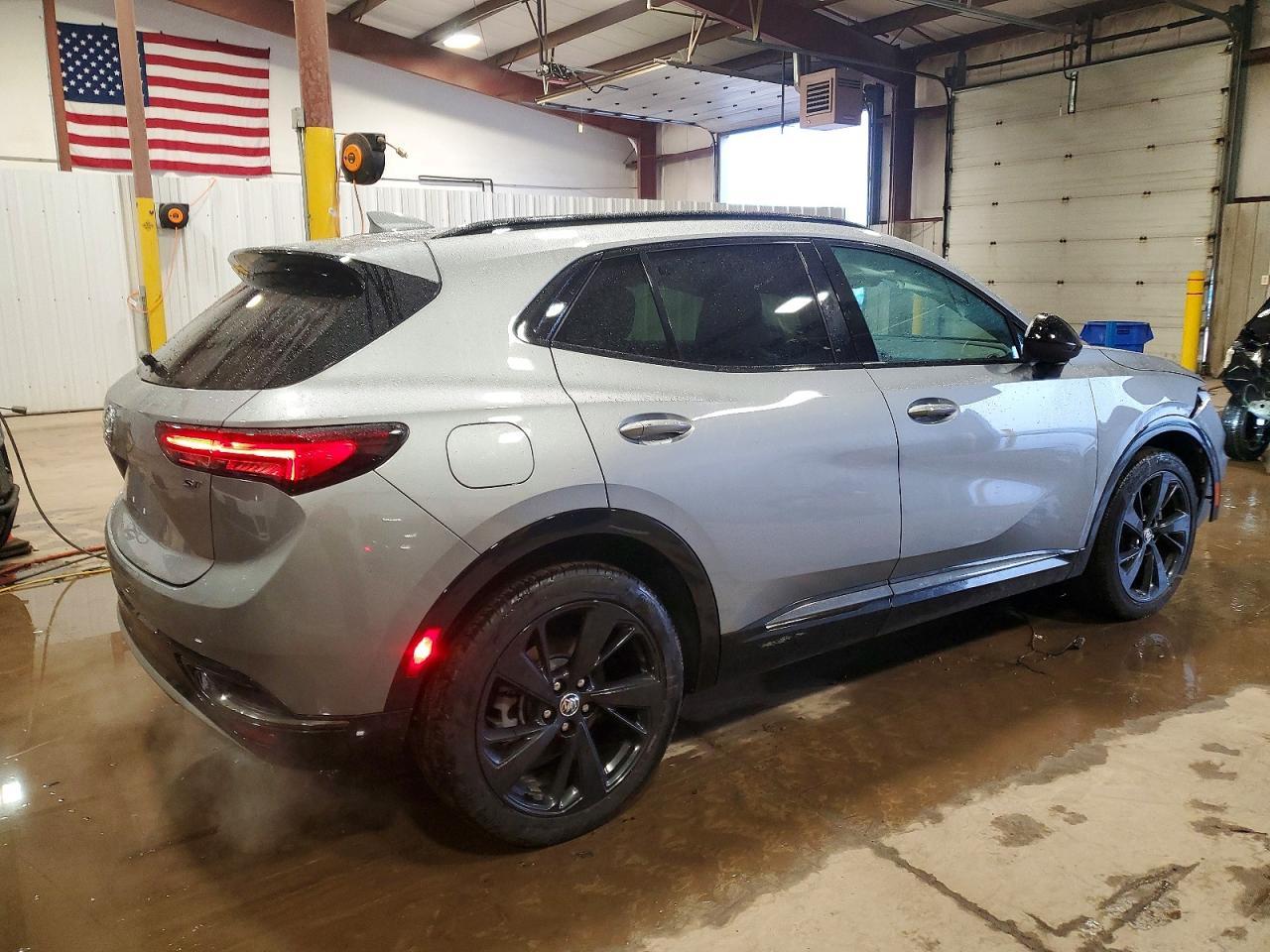 2023 Buick Envision Essence - Image 3