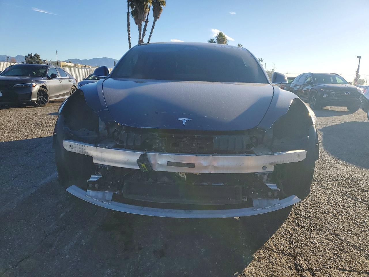 2019 Tesla Model 3 - Image 5