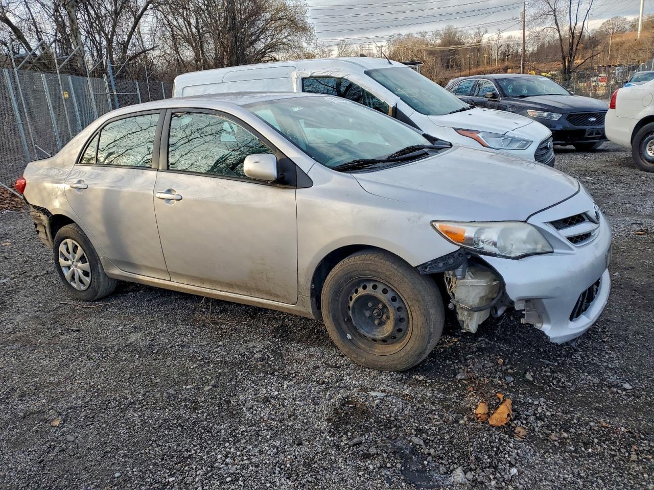 2011 Toyota Corolla - Фото 4