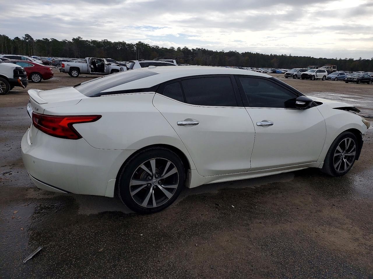 2016 Nissan Maxima 3.5S - Фото 3