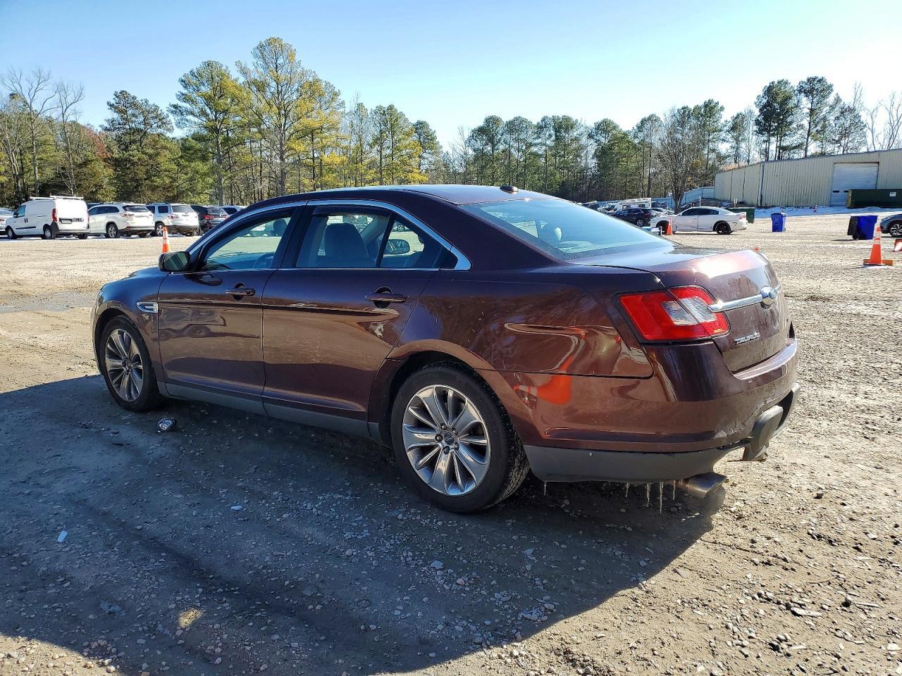 2012 Ford Taurus Limited - Фото 2