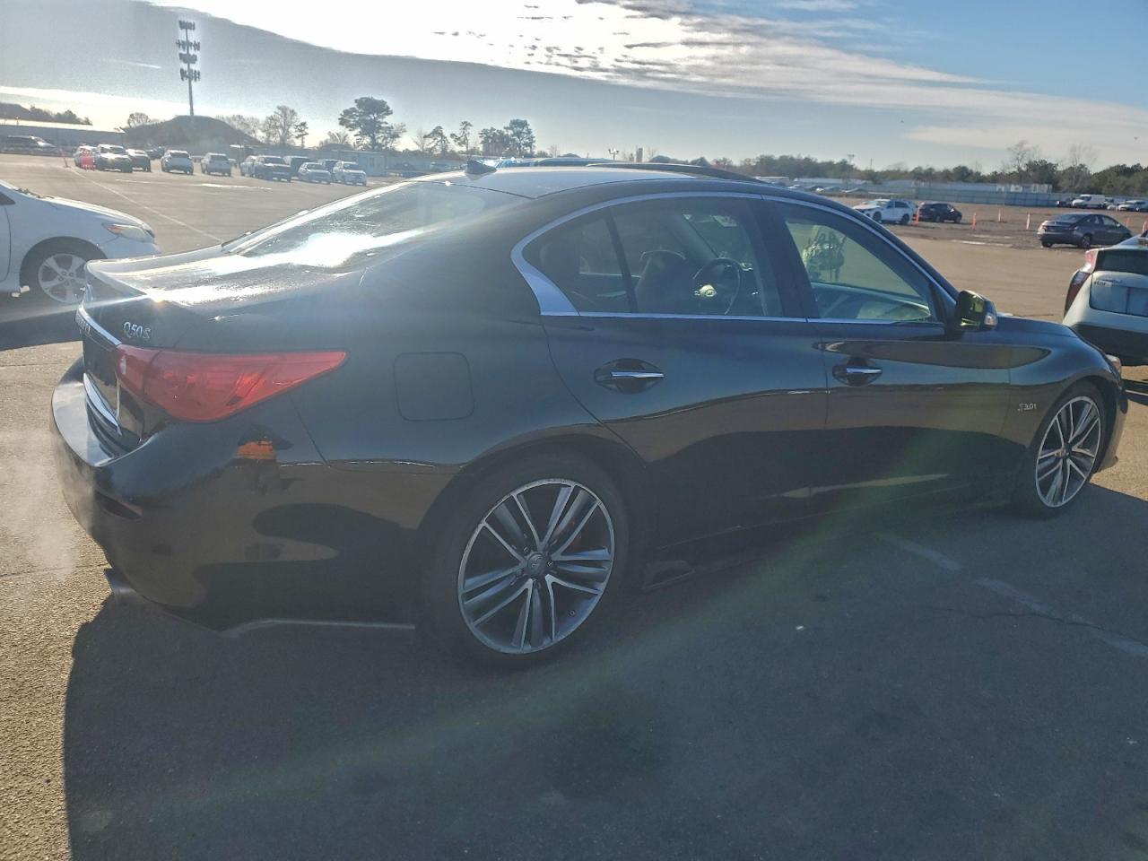 2017 Infiniti Q50 Red Sport 400 - Фото 3
