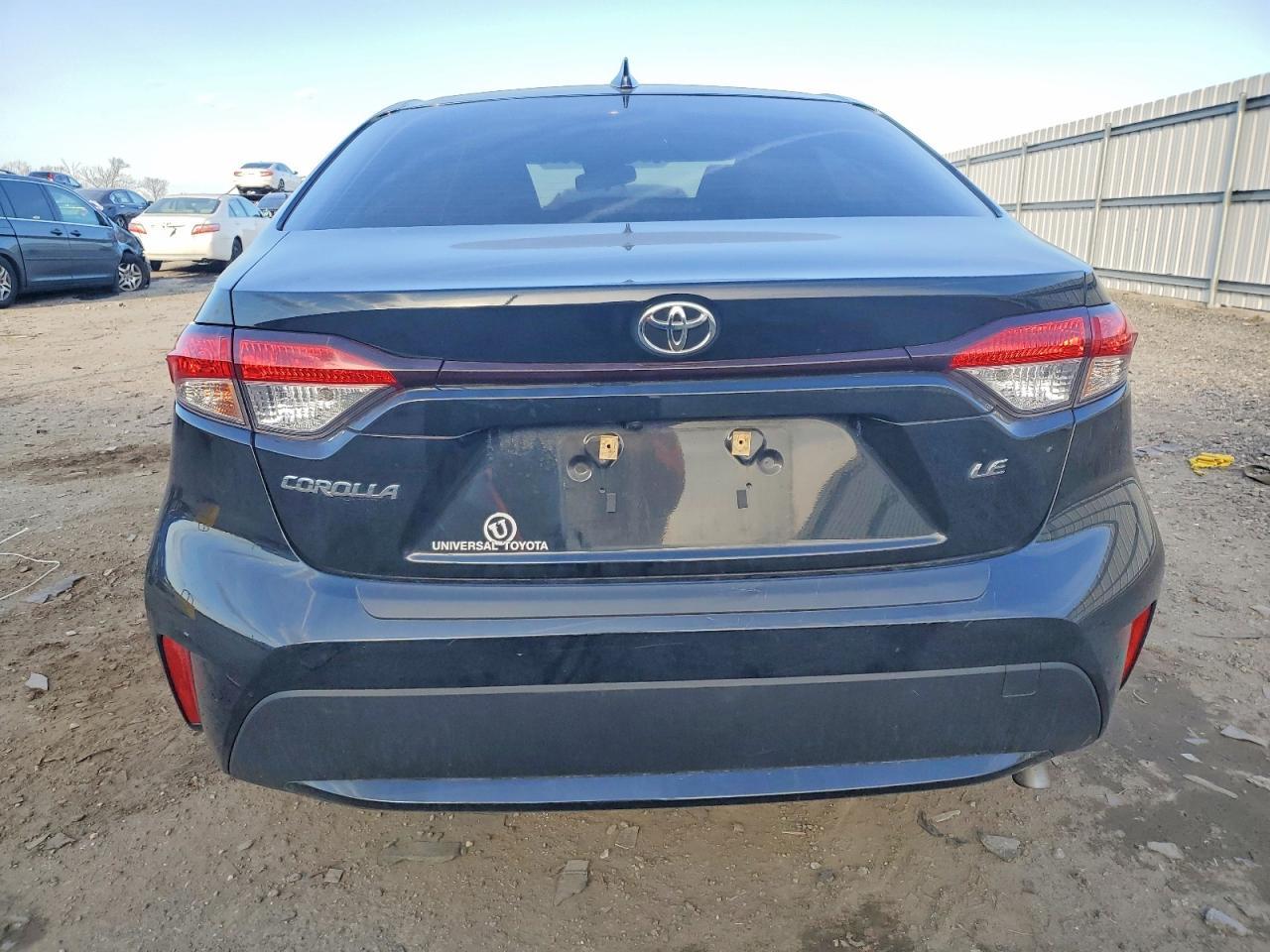 2021 Toyota Corolla Le - Фото 6