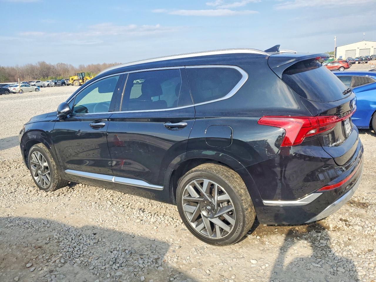 2023 Hyundai Santa Fe Calligraphy - Image 2