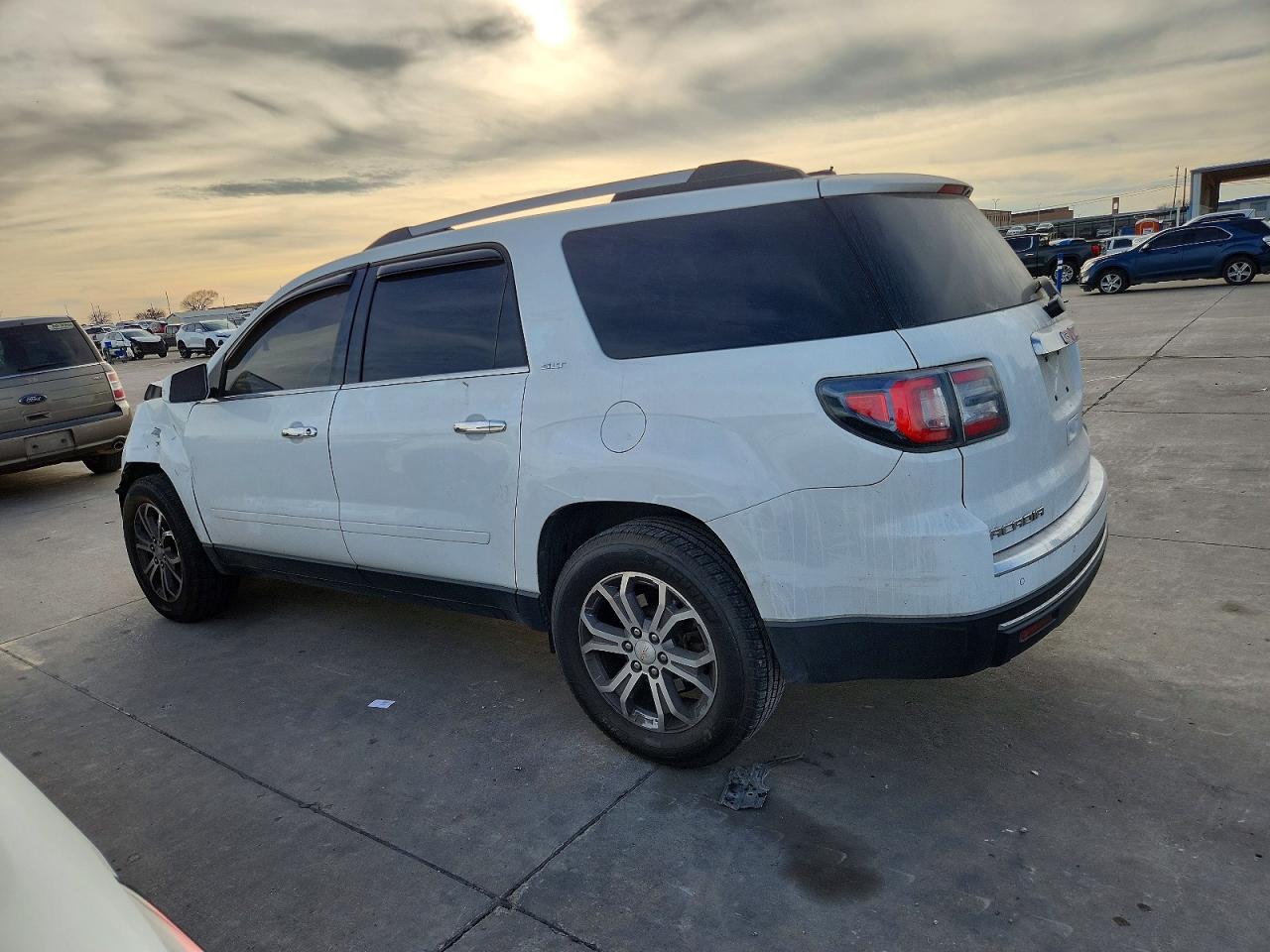 2016 GMC Acadia Slt-1 - Image 2