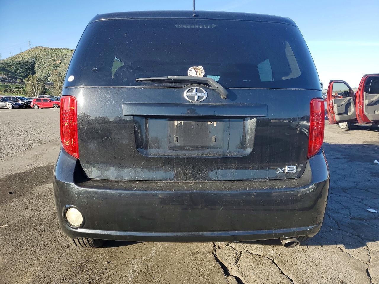 2009 Scion Xb Base - Фото 6