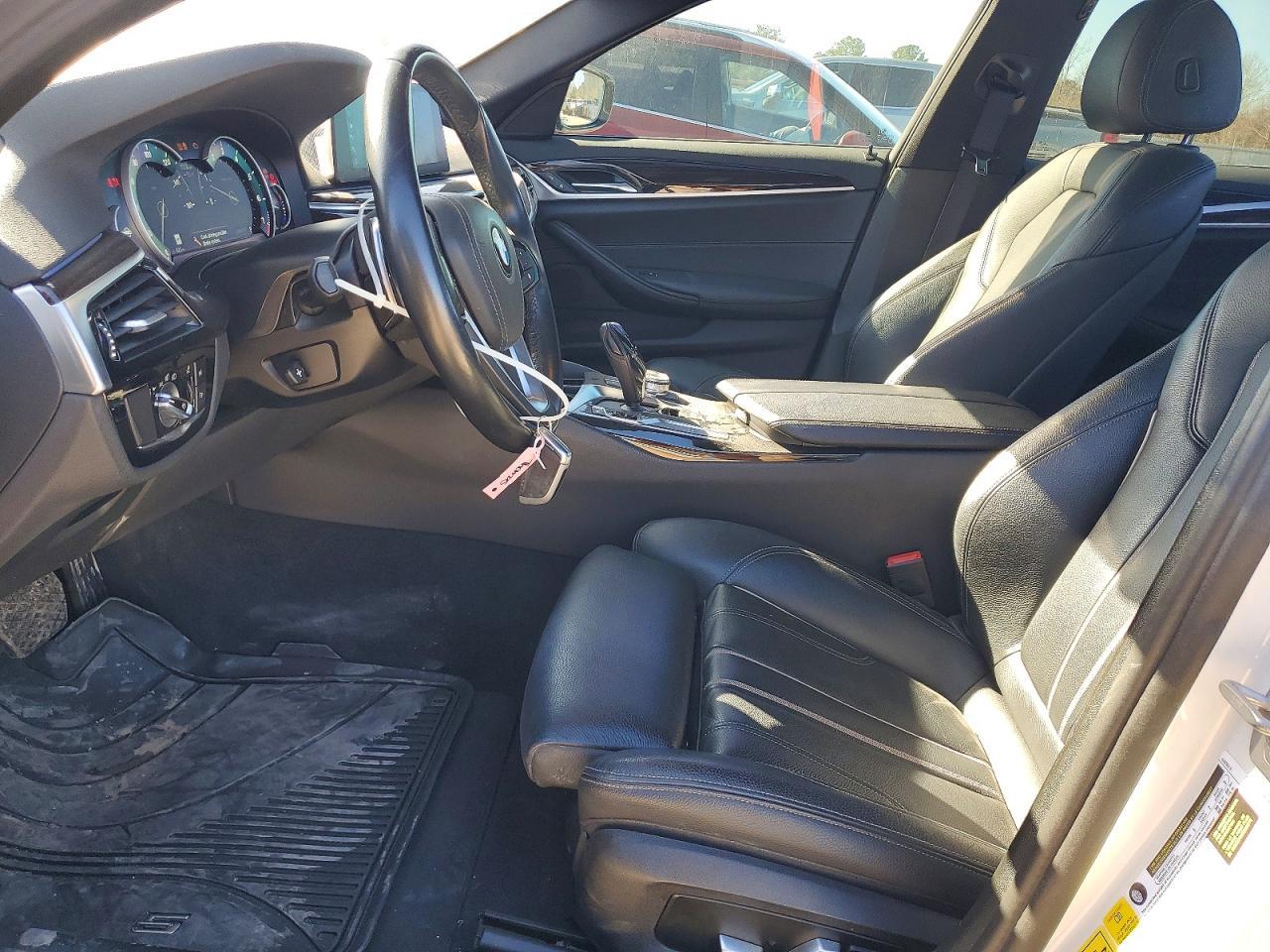 2019 BMW 530 I - Фото 7